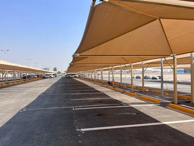 مظلات مواقف سيارات الدمام بتصميم عصري وخامات عالية الجودة.